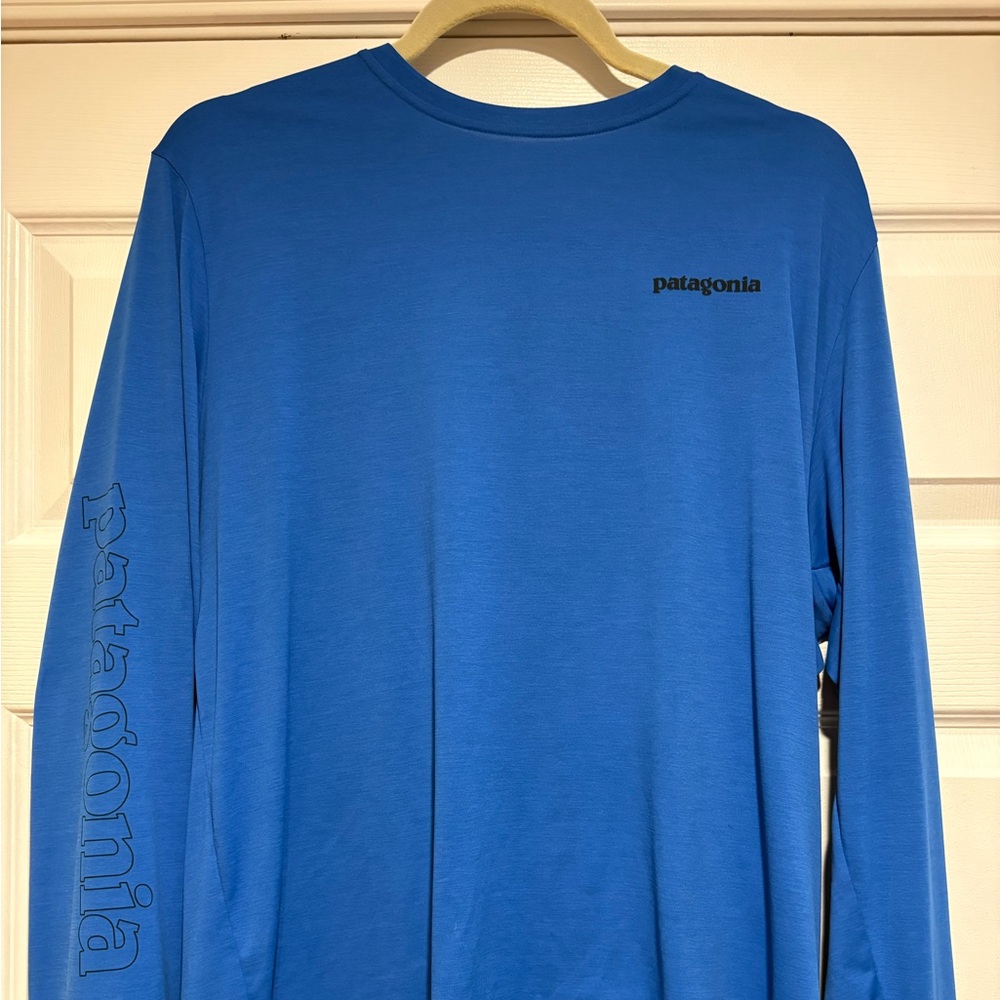 Patagonia Blue Long Sleeve moisture wicking